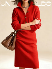 Плетена Свободна Рокля С Копчета И Стоящ Яка