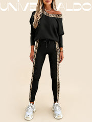 2-Части Спортен Комплект с Асиметрично Рамо, V-Яка и Комбинирани Материали