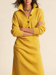 Плетена Свободна Рокля С Копчета И Стоящ Яка
