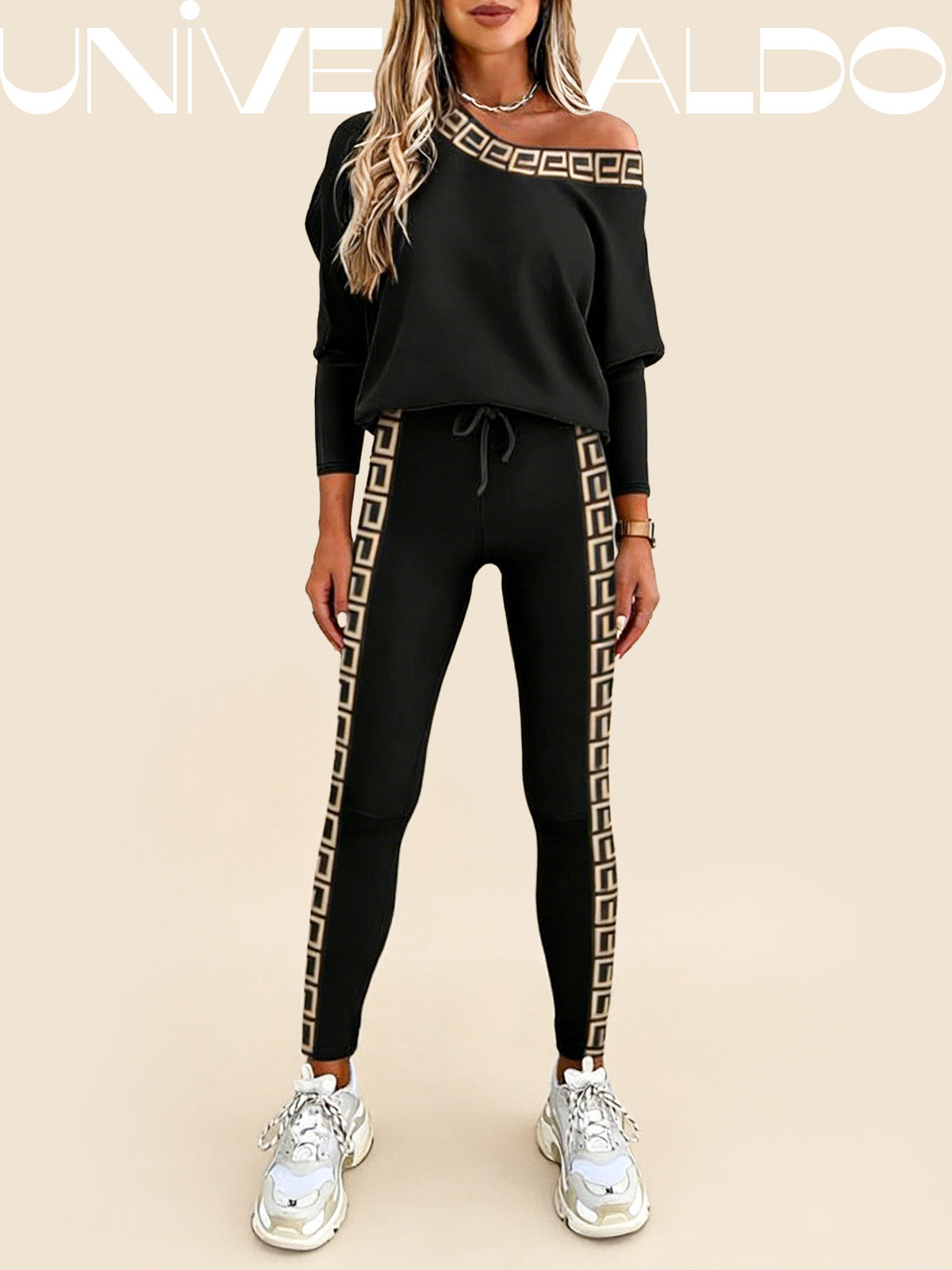 2-Части Спортен Комплект с Асиметрично Рамо, V-Яка и Комбинирани Материали